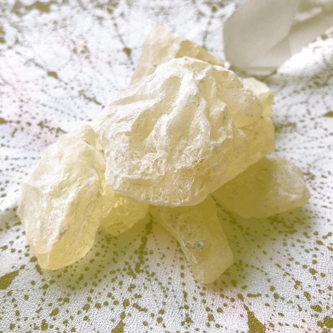 Gold Copal Resin - Wildcrafted | Purifying - Cleansing - Uplifting - Sacred space - Ceremony - Ritual - Positive - Renew